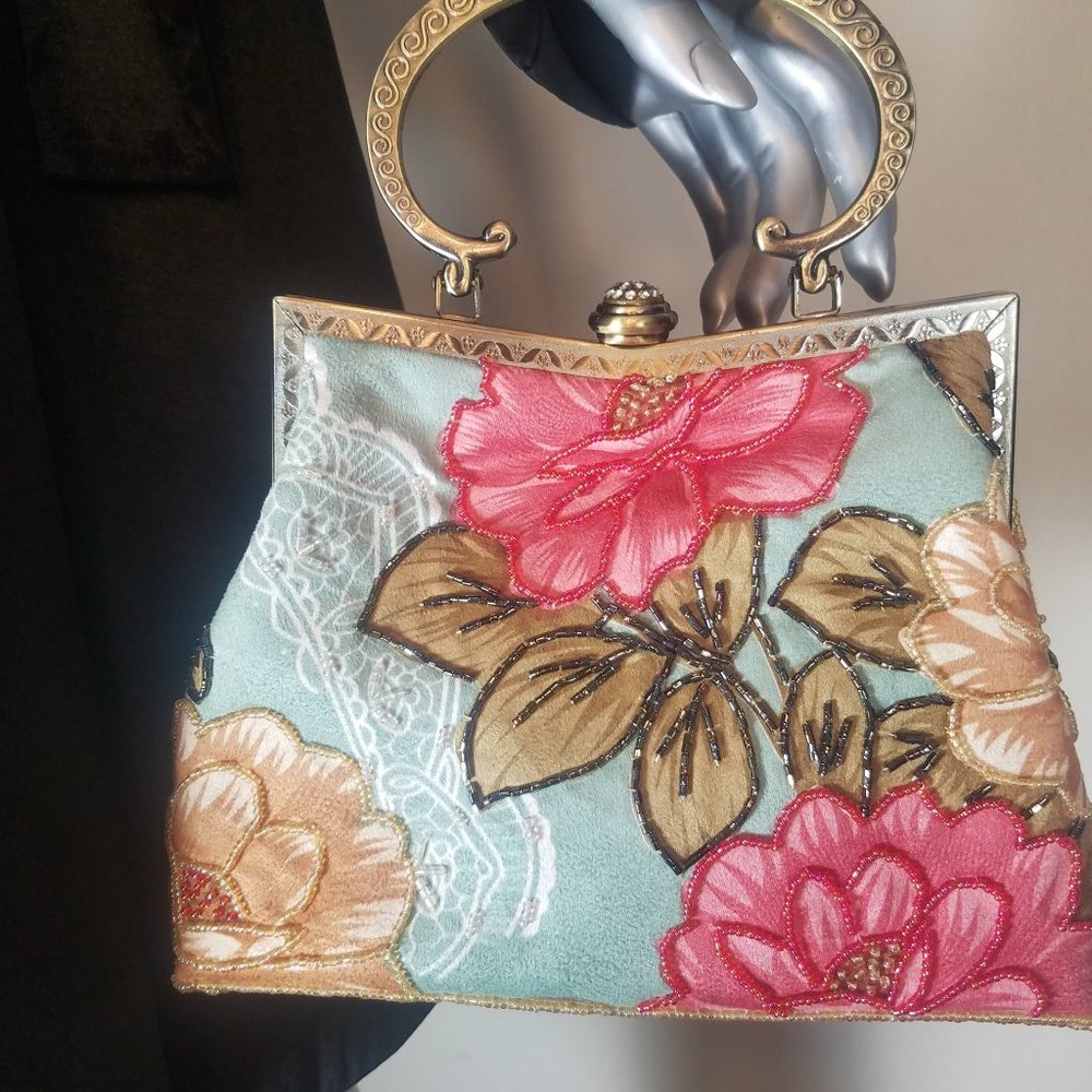 Women's Decorative Beaded Pastel Green Bag with Metal Handle ( 8.5" w x 9.5" h)